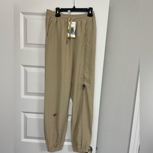 brand new halra joggers!!